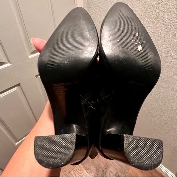 COLIN STUART black leather boots. Size 6.5 - Picture 7 of 9